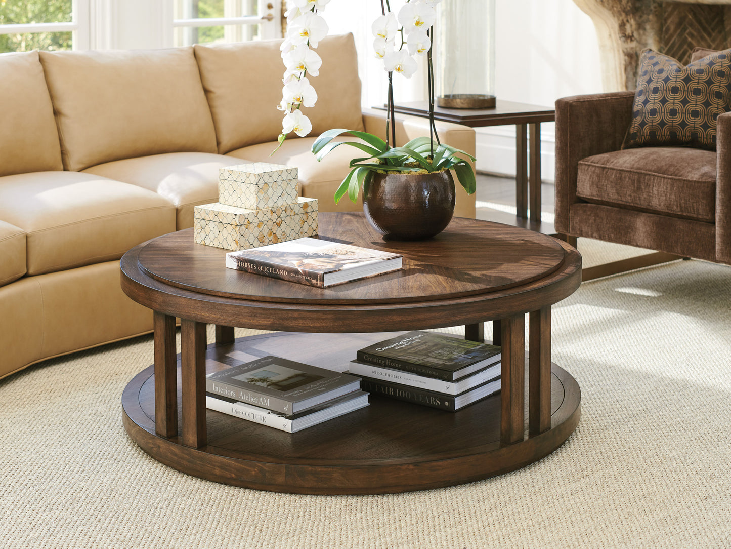 STINSON ROUND COCKTAIL TABLE