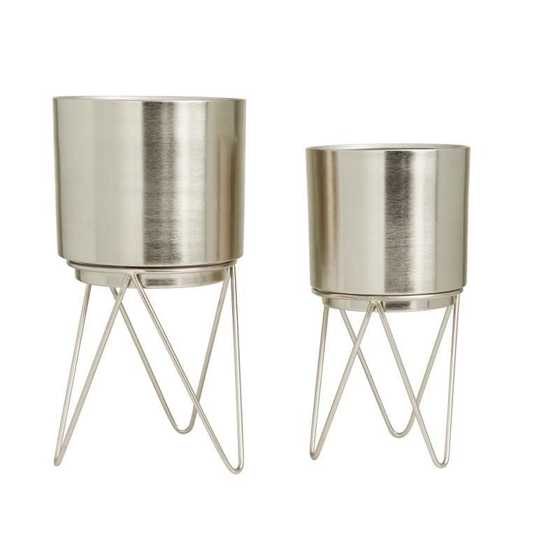 COSMOLIVING BY COSMOPOLITAN SILVER METAL PLANTER WITH REMOVABLE STAND,