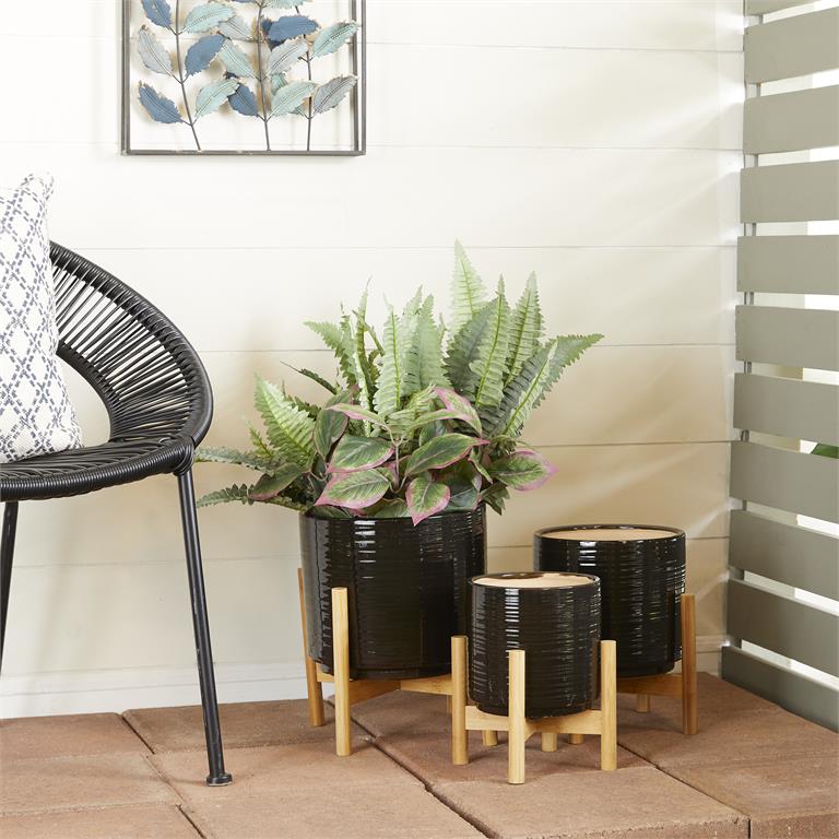 BLACK CERAMIC PLANTER WITH REMOVABLE WOOD STAND