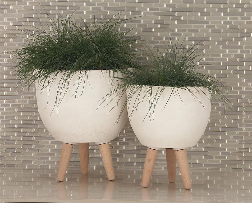 WHITE FIBERCLAY INDOOR OUTDOOR PLANTER WITH WOOD LEGS