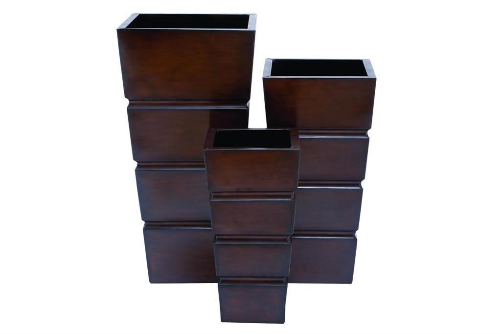 BROWN METAL INDOOR OUTDOOR LIGHT WEIGHT PLANTER WITH TAPERED BASE AND FLUTED DESIGN