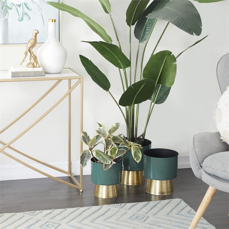 GREEN METAL PLANTER WITH GOLD BASE