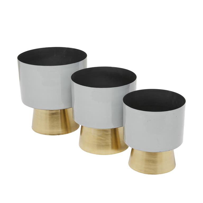 COSMOPOLITAN GRAY METAL PLANTER WITH GOLD BASE