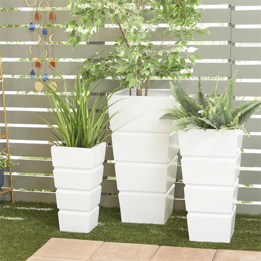WHITE METAL MODERN PLANTER