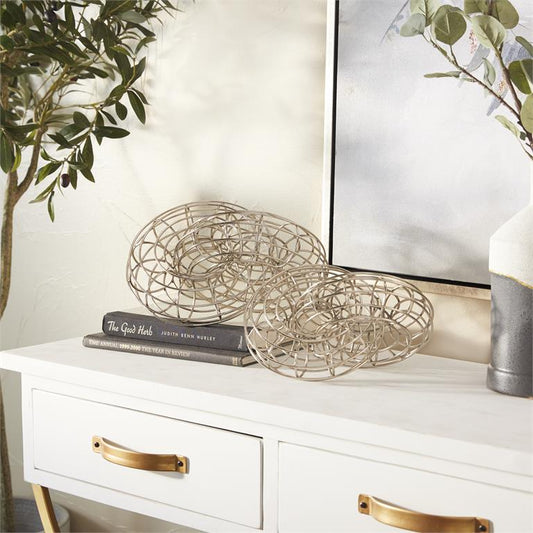 SILVER METAL CHAIN WIRE SCULPTURE