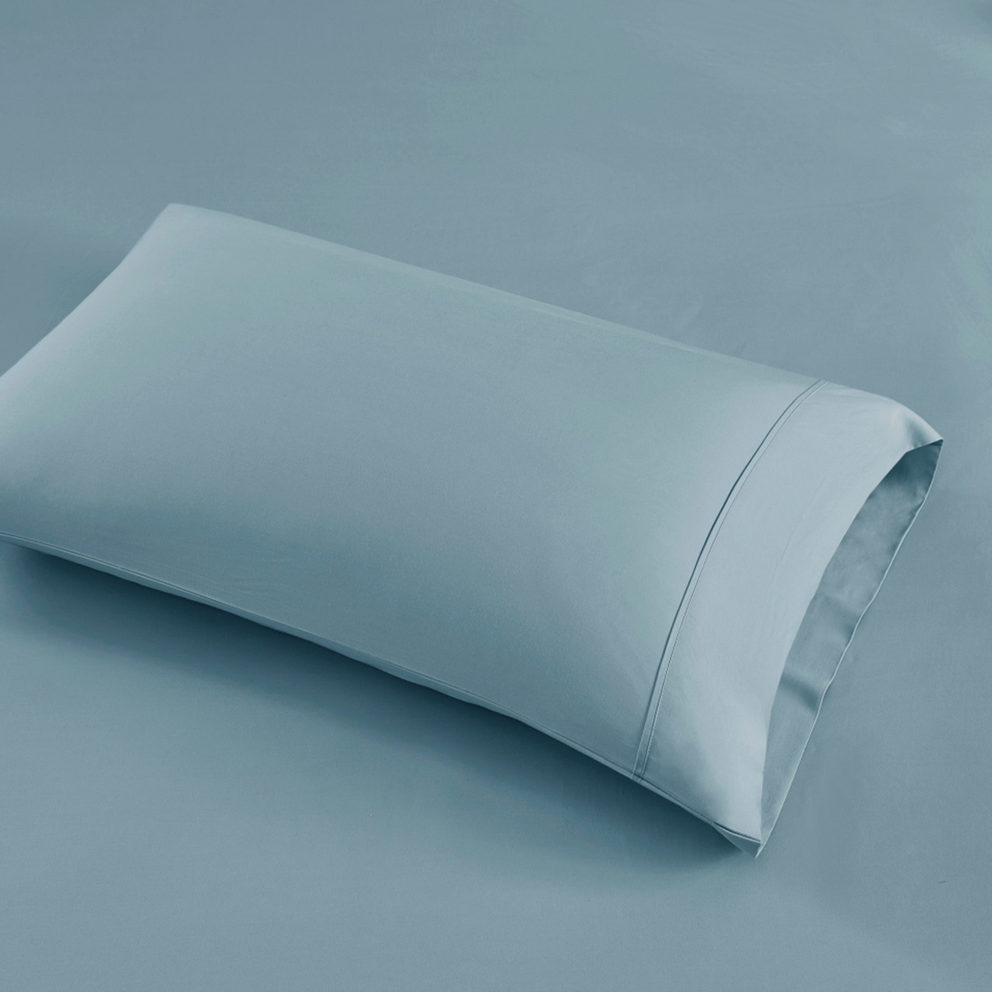 TEMPERATURE REGULATING SHEET SETS
