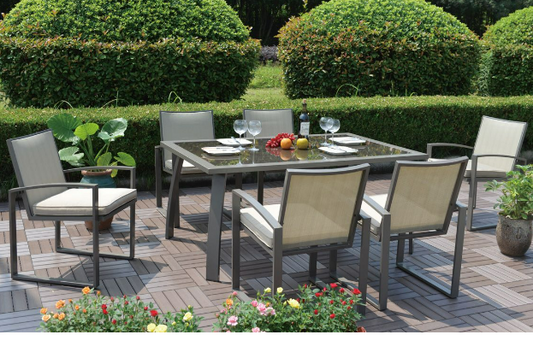 Moldova 7 Pc. Dining Set