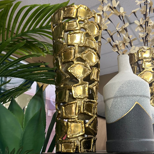 Gold vase