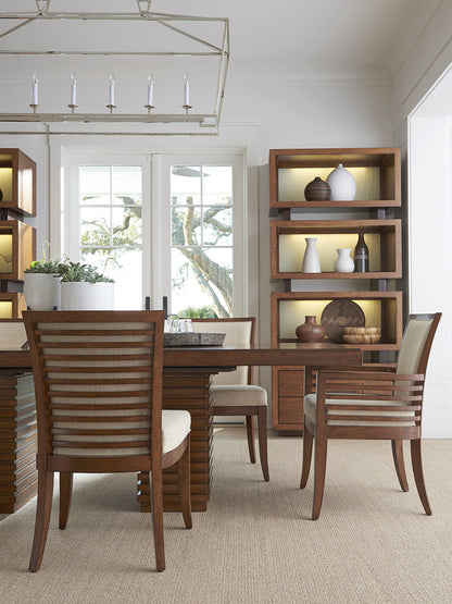 KOWLOON ARM CHAIR