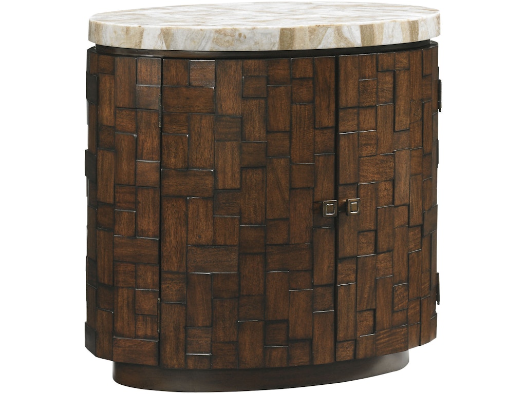 BANYAN OVAL ACCENT TABLE
