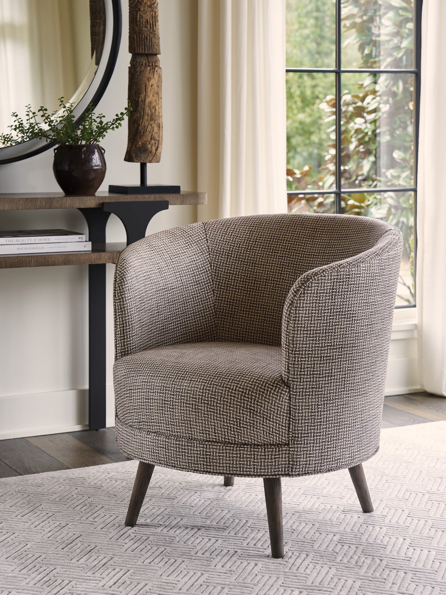 TORRINGTON SWIVEL CHAIR