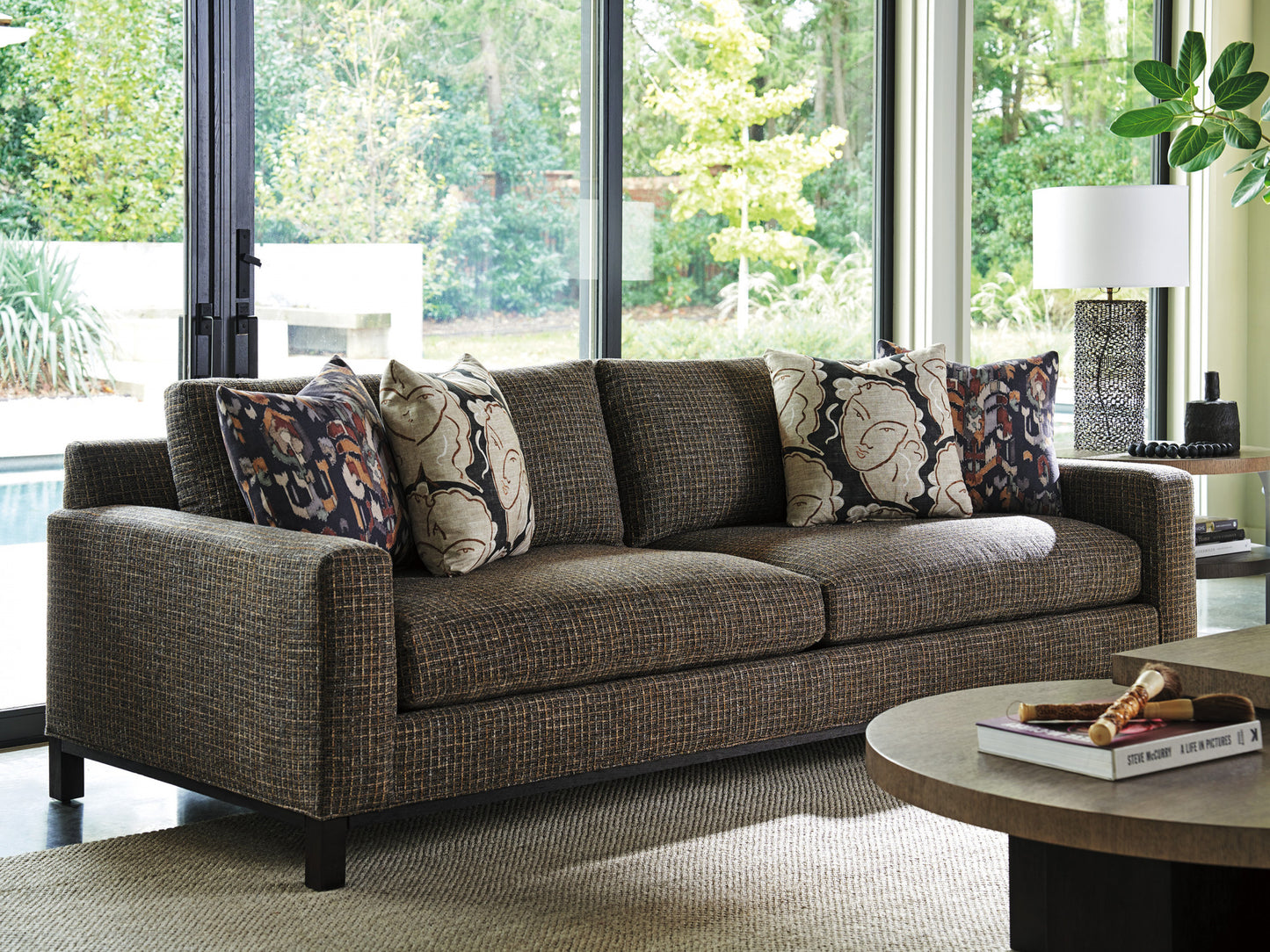 CHRONICLE SOFA