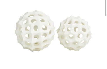 CREAM POLYSTONE ABSTRACT DECORATIVE BALL ORBS & VASE FILLER, SET OF 2 5", 4"D