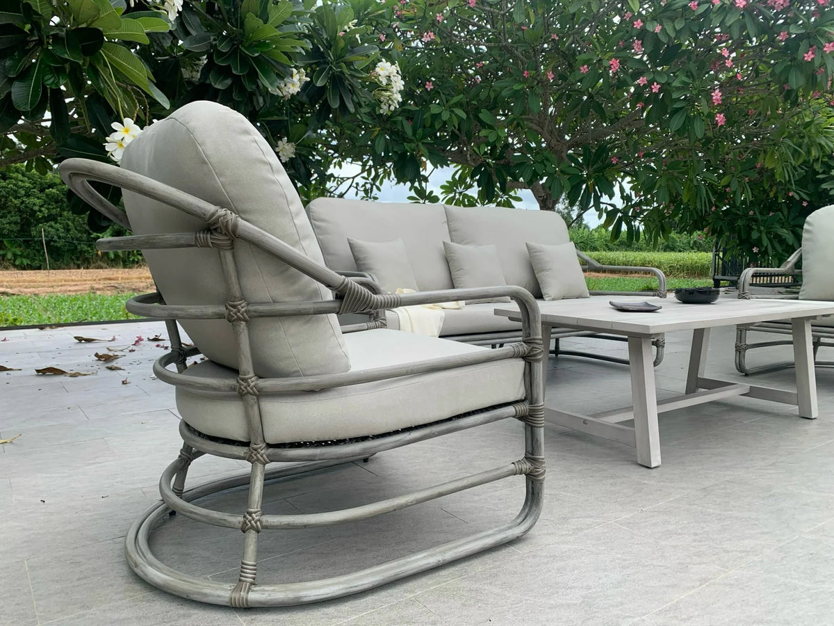 Panama Jack Dove 4-Piece Seating Set