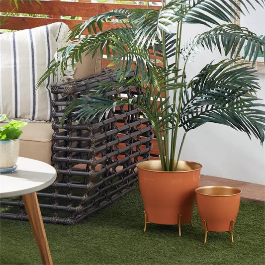 Orange Metal Farmhouse Plante