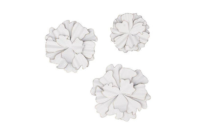 WHITE METAL FLORAL WALL DECOR