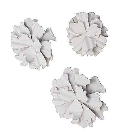 WHITE METAL FLORAL WALL DECOR