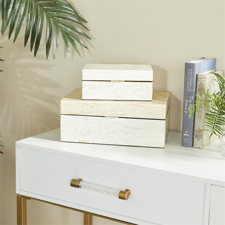 WHITE MOTHER OF PEARL HANDMADE BOX WITH HINGED LID,