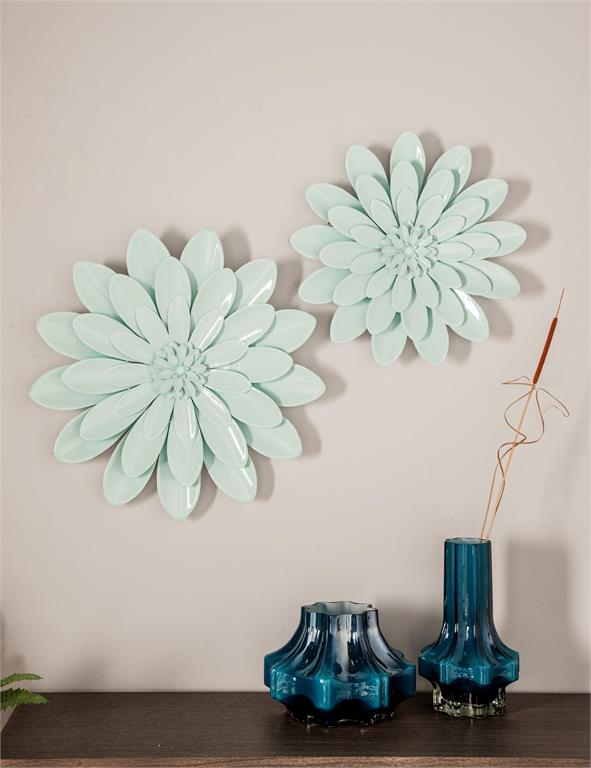 GREEN METAL FLORAL WALL DECOR