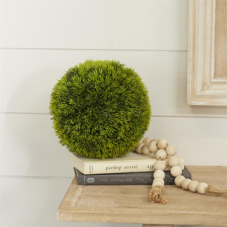 COSMOLIVING BY COSMOPOLITAN GREEN FAUX FOLIAGE BOXWOOD TOPIARY ARTIFICIAL FOLIAGE BALL