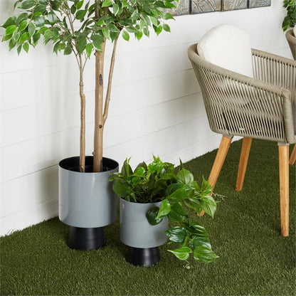 GRAY METAL MODERN PLANTER