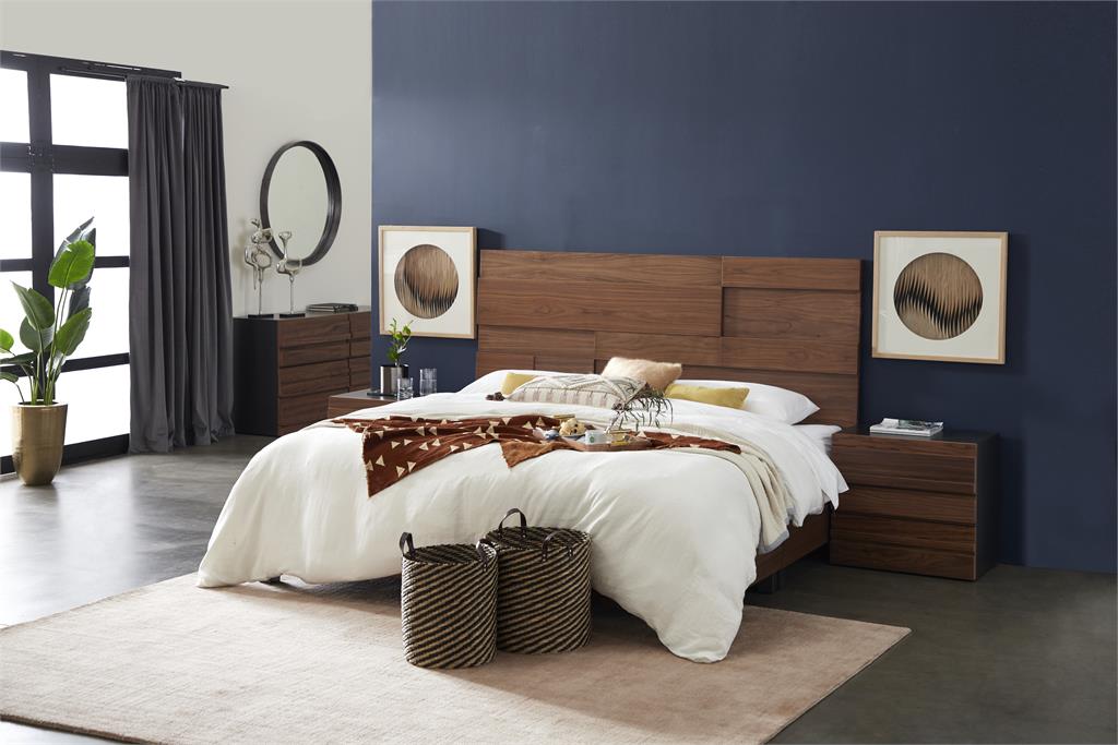 VENUS WILLIAMS COLLECTION  BROWN WOOD MODERN TRAY