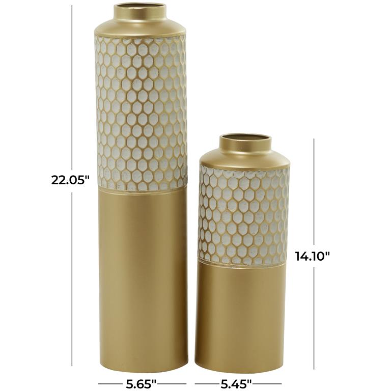 COSMOLIVING BY COSMOPOLITAN LIGHT GRAY METAL HONEYCOMB VASE