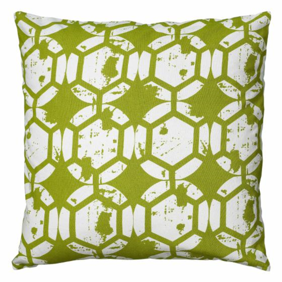 THROW PILLOWS