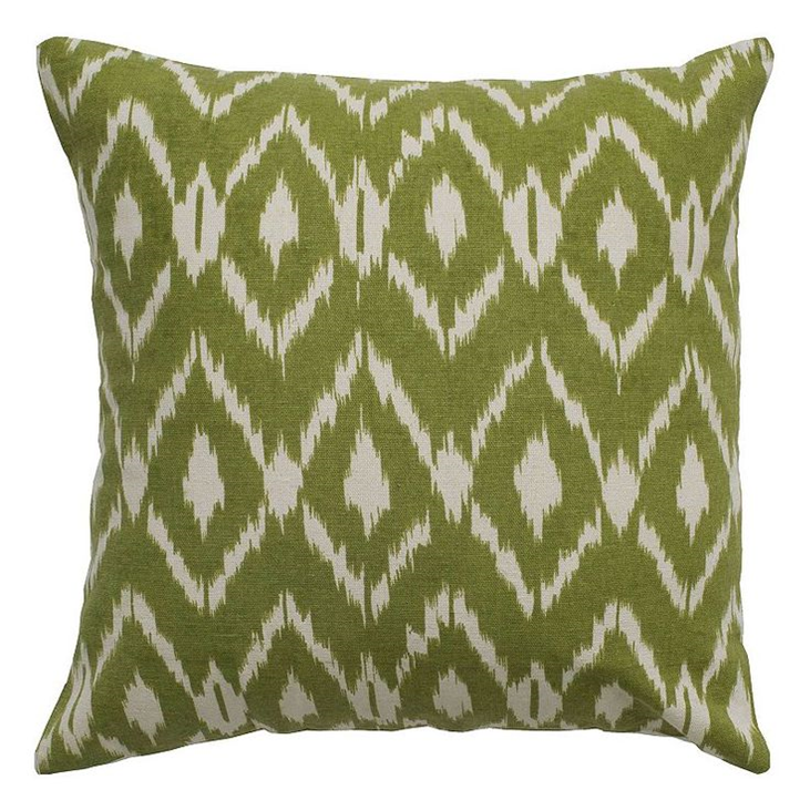 THROW PILLOWS