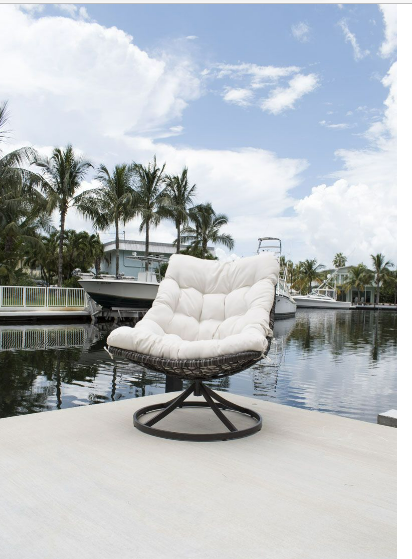 Panama Jack Outdoor Swivel Chair w/Cushion