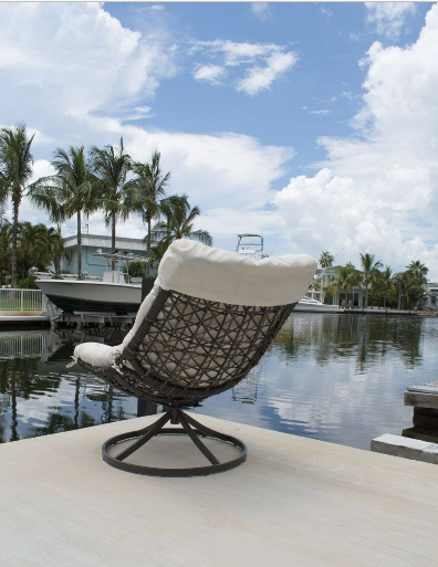 Panama Jack Outdoor Swivel Chair w/Cushion