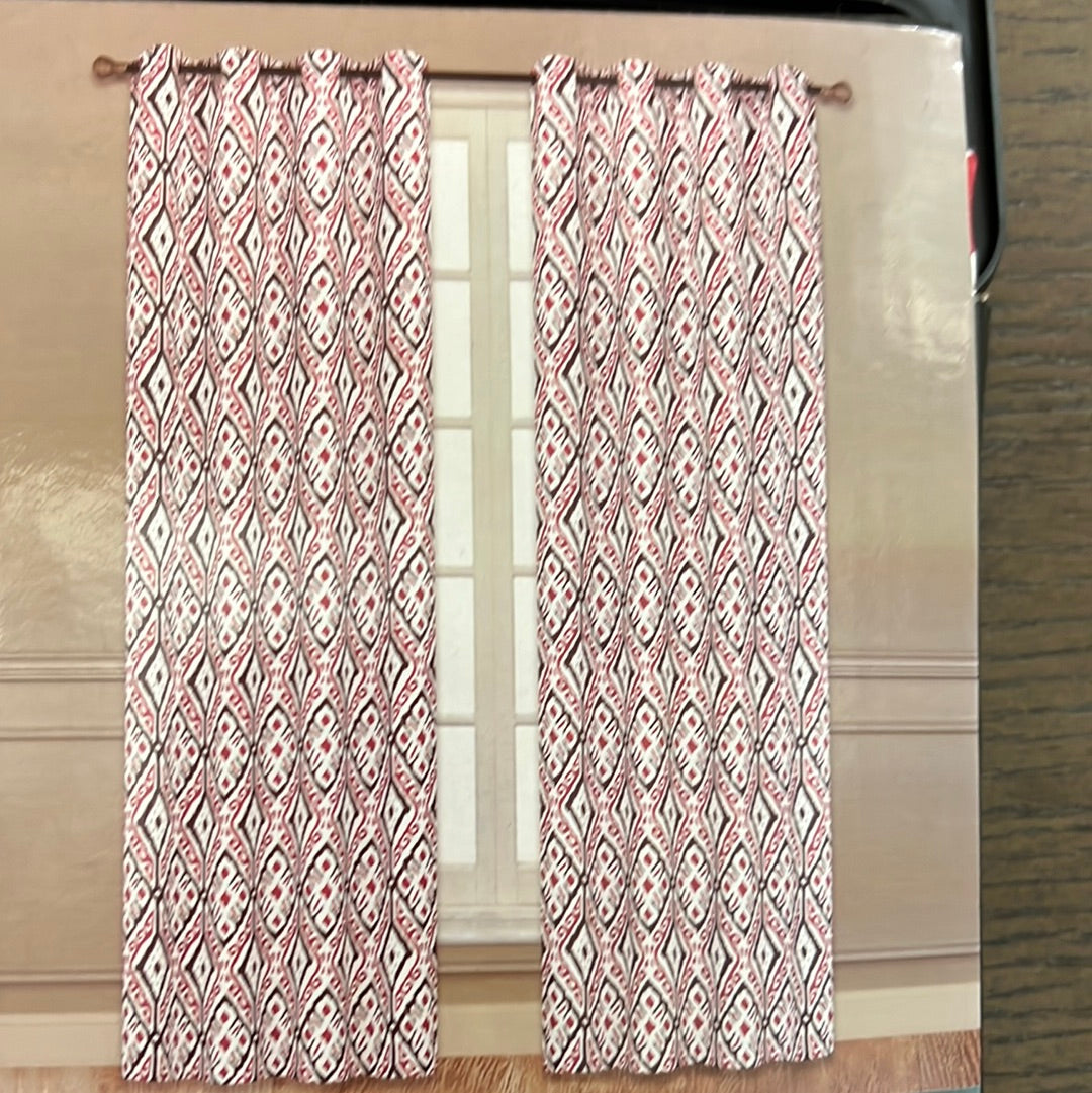 Sultana print energy efficient blackout grommet panel